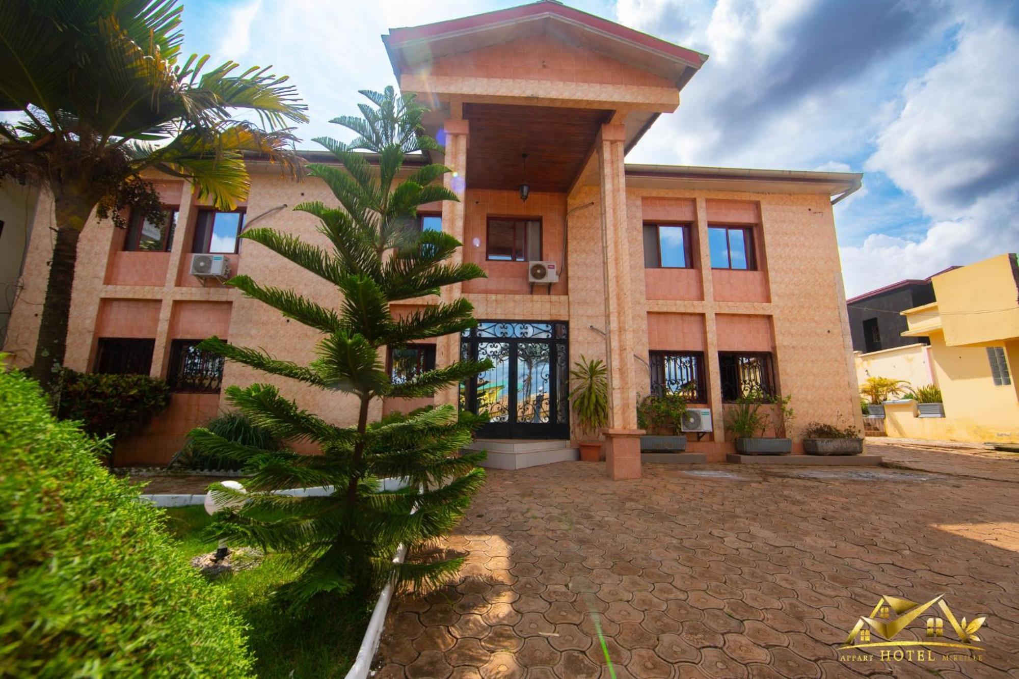 Yaoundé Appart Hotel Mireille מראה חיצוני תמונה
