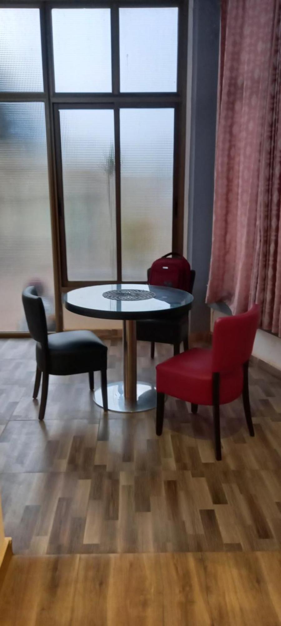 Yaoundé Appart Hotel Mireille מראה חיצוני תמונה
