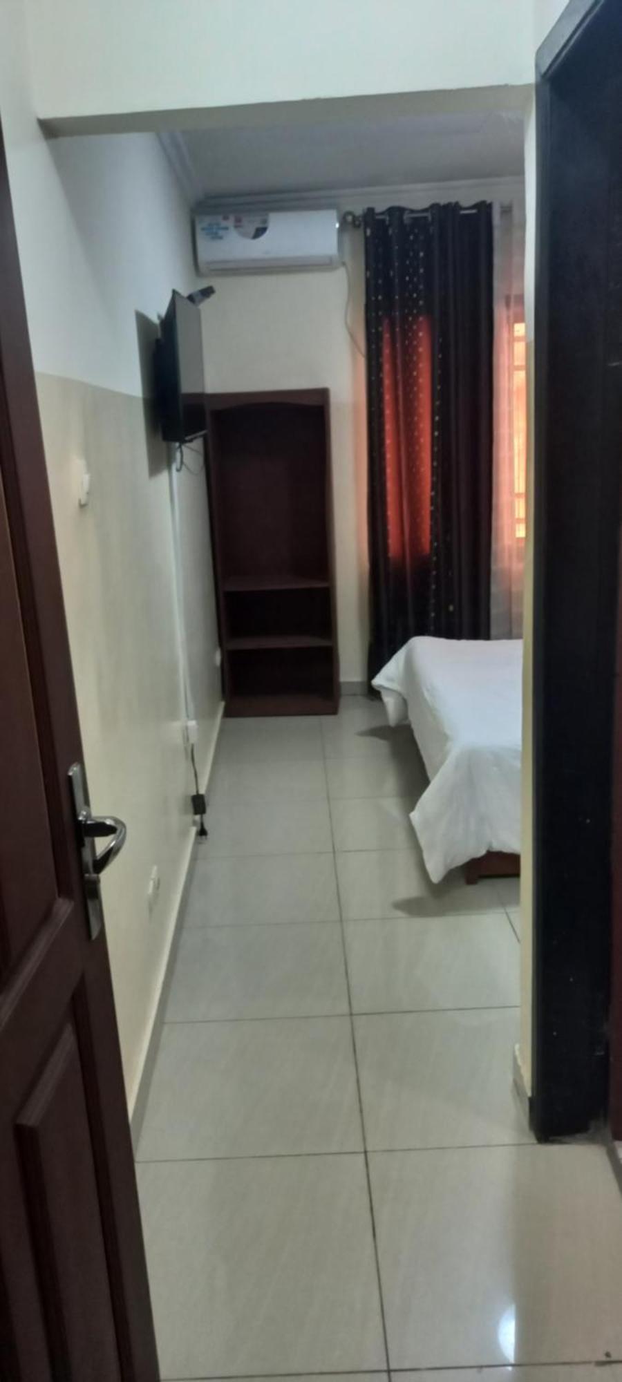 Yaoundé Appart Hotel Mireille מראה חיצוני תמונה