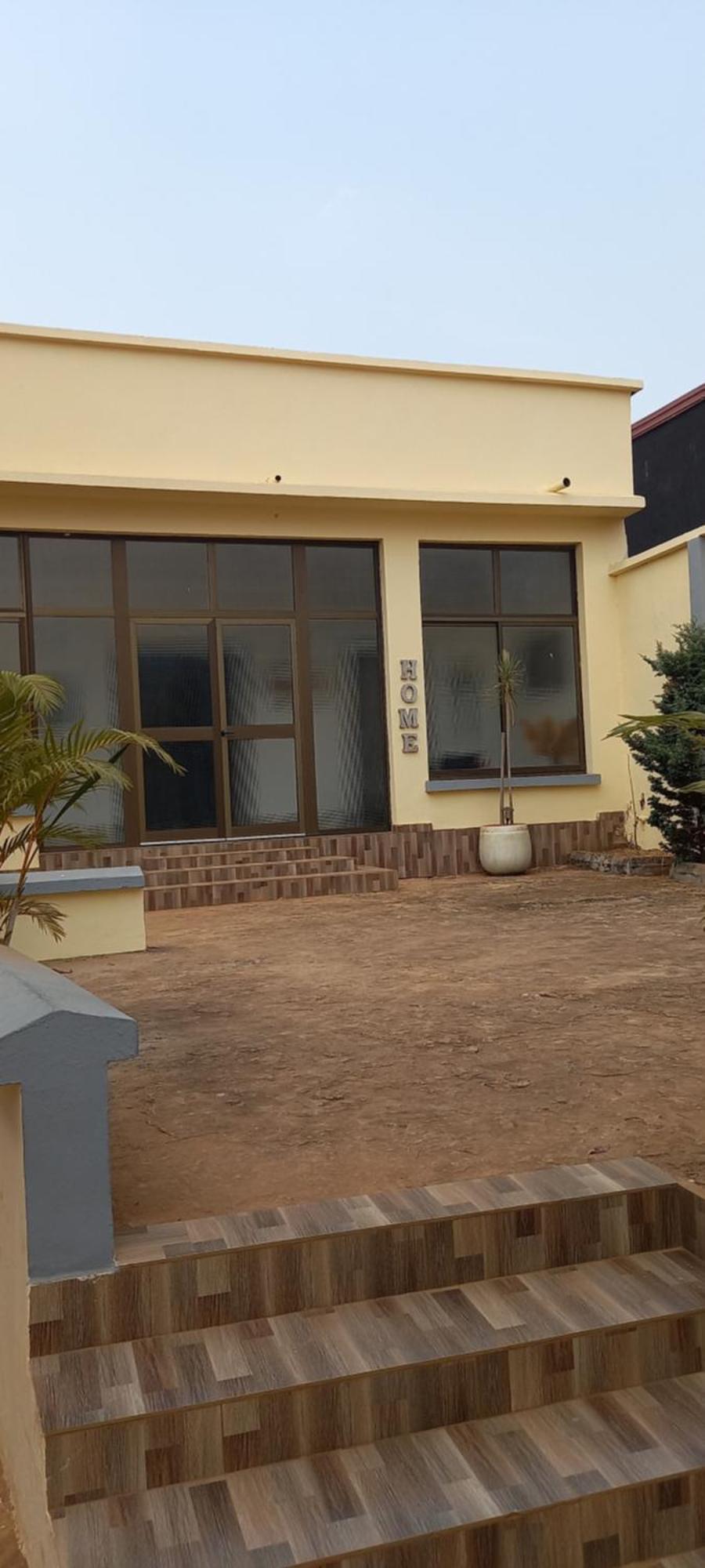 Yaoundé Appart Hotel Mireille מראה חיצוני תמונה